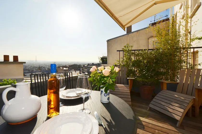 AMAZING TERRACE WITH EIFFEL TOWER VIEW - Image 1