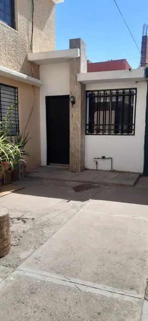 Janeth Apartment - Image 1