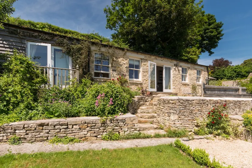 Cotswold Summerhouse - Image 1