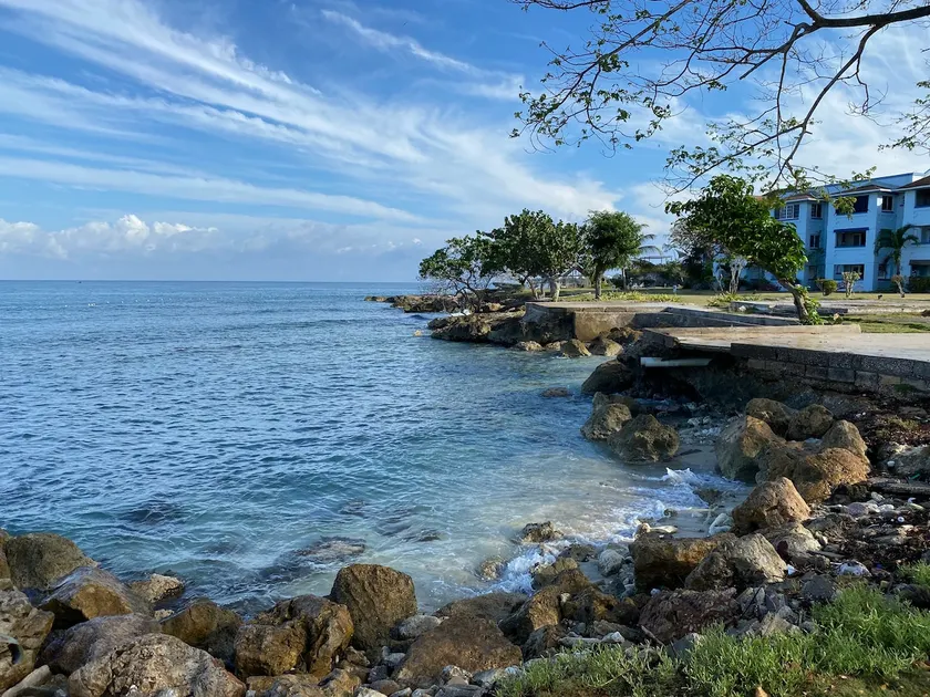 Cozy 1 bedroom condo at Point Village, Negril - Image 1