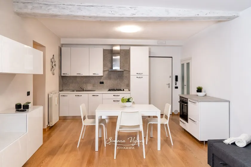 Feel at Home - NEL CUORE DI LOVERE - Image 1