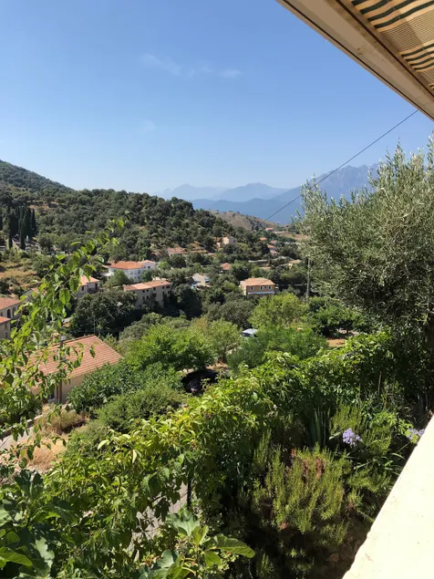 Atypical village house at the gateway to Balagne - Image 1