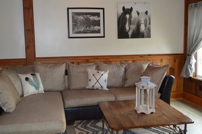 Perfect private country getaway spot. - Image 1