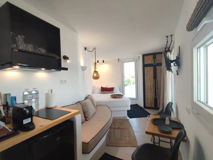 Aloe Mare Suite 7 - Image 1