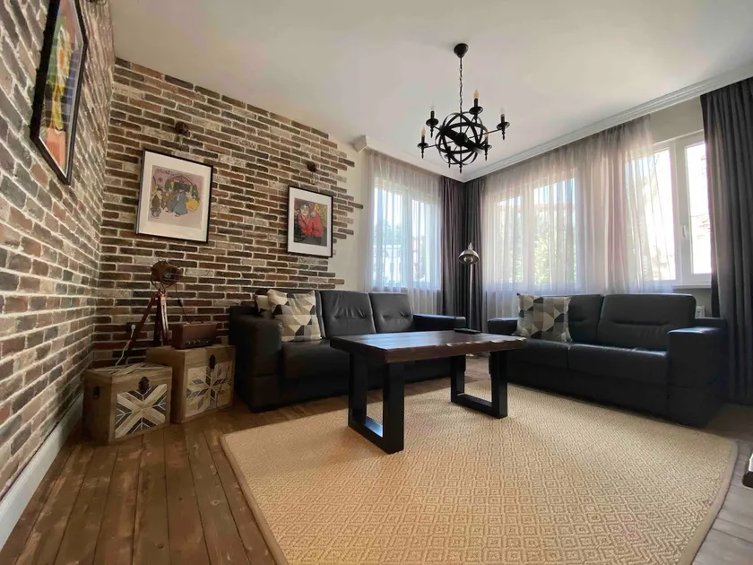 Tsarevets Apartament-Veliko Tarnovo - Image 1