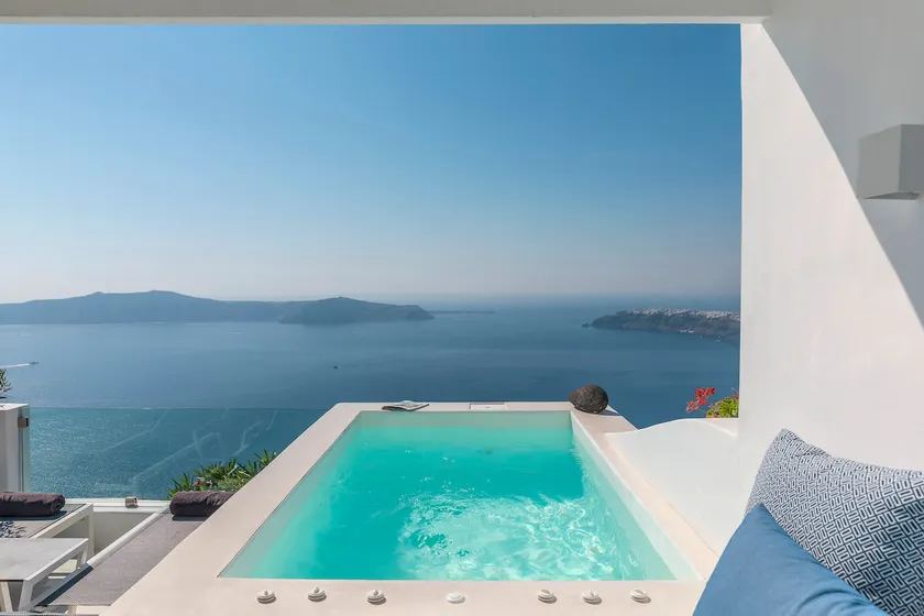 Aether suite with Hot Tub in Imerovigli - Image 1