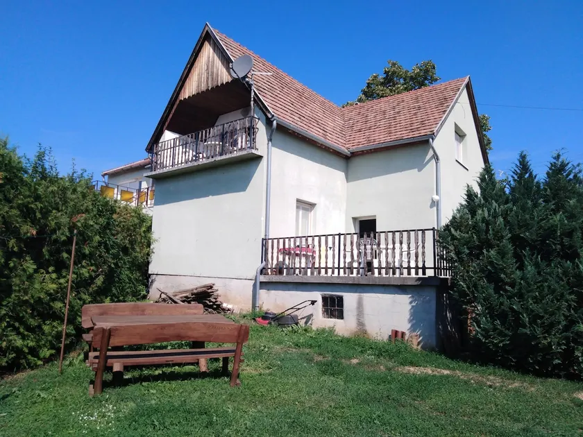 VIL'LAGUNA apartment -panorama to Balaton, parking - Image 1