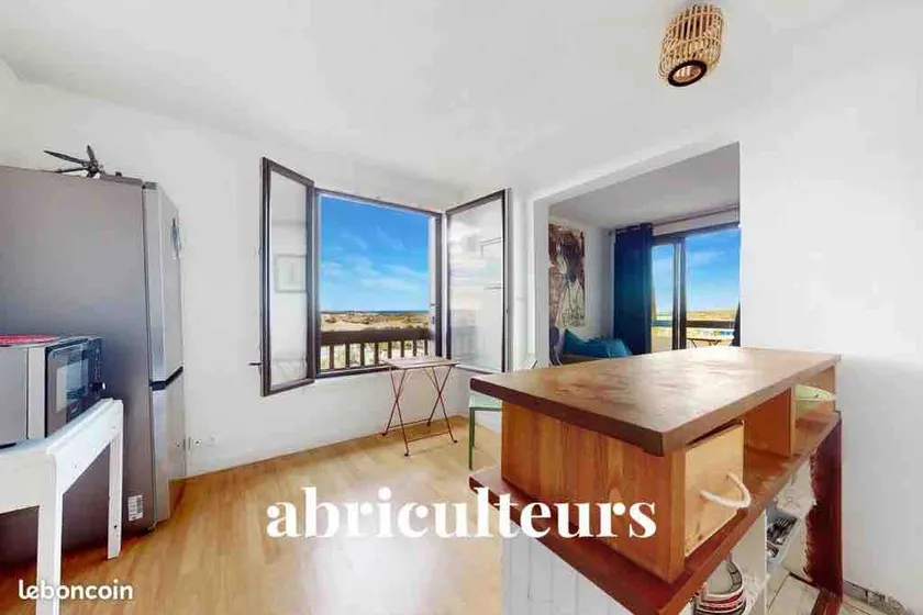 Seignosse-le-Penon Apartment—within walking distance of shops and beaches - Image 1