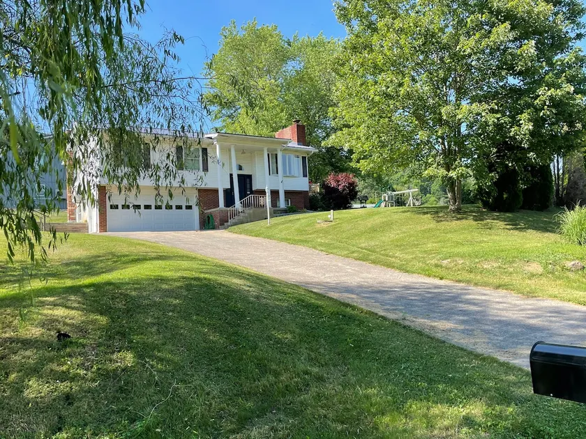 Willow Retreat near State College or Huntingdon - Image 1