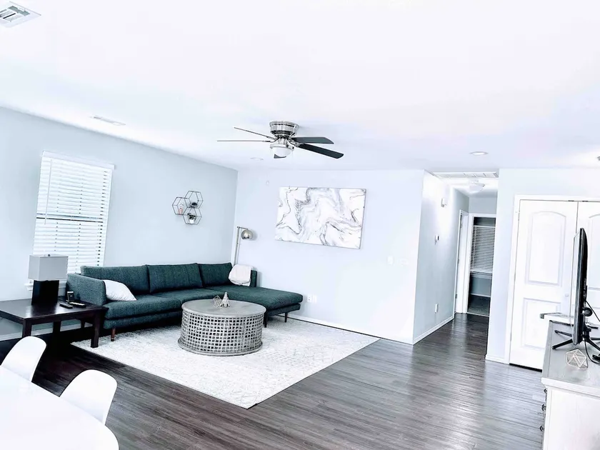 Newly Renovated, 8mins to DT Fayetteville/UofA! - Image 1