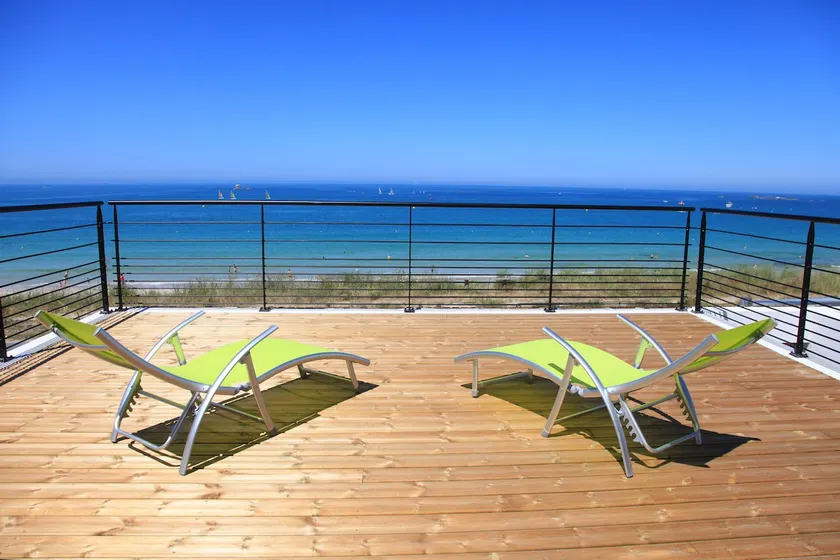 Plouescat beach villa, sea view, jacuzzi - Image 1