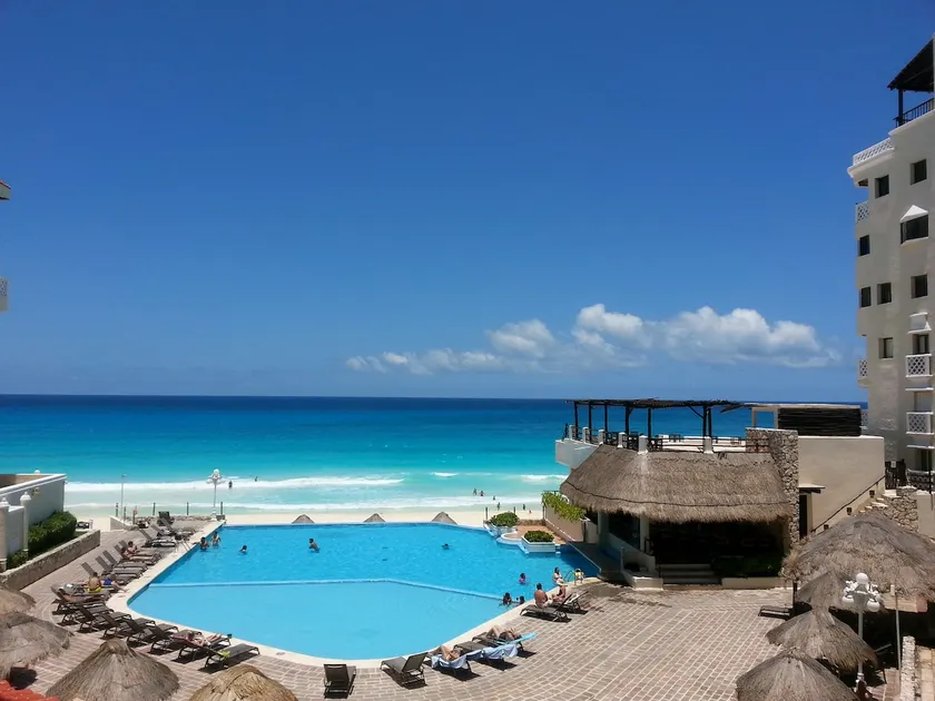 Studio Right on the beach! Cancun Plaza - Image 1