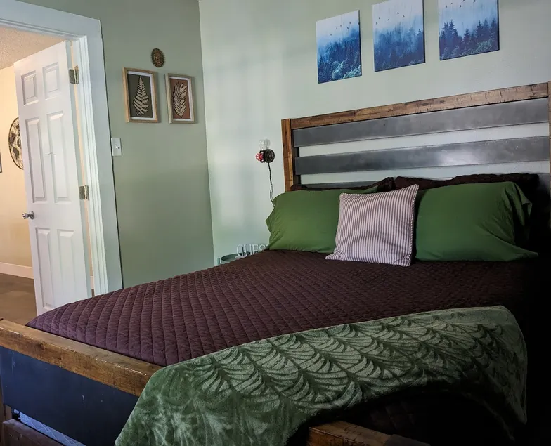 Cosmic Getaway | Pet & Kid Friendly + Fenced Yard - Image 1
