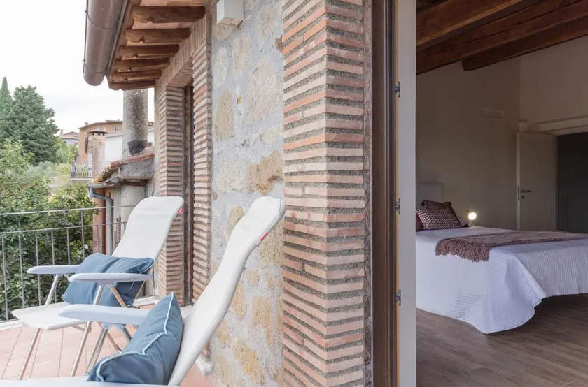 Tuscia luxury house with shared pool - Image 1
