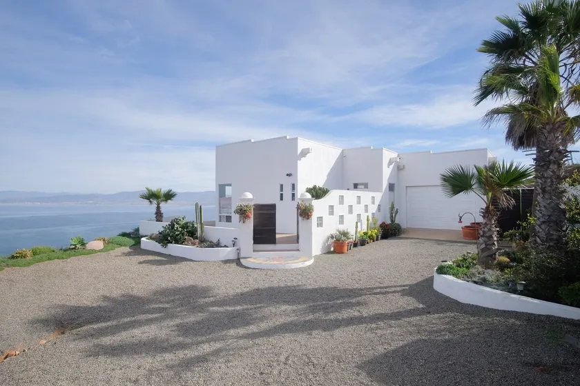 Casa Ballena | 180° Ocean View - Image 1