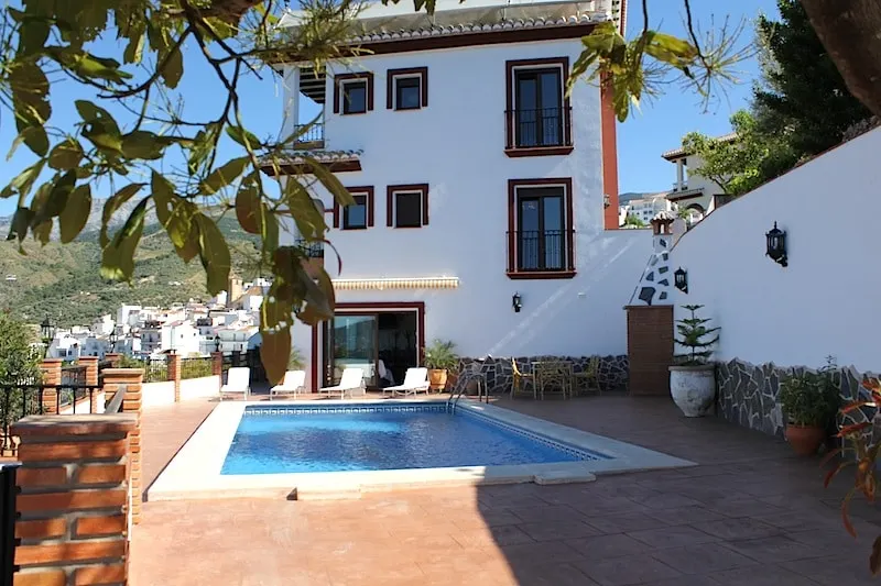 Villa La Posada Canillas de Albaida by Ruralidays - Image 1