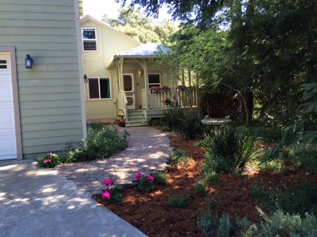 Peaceful location, hot tub, fire pit, game room! - Image 1