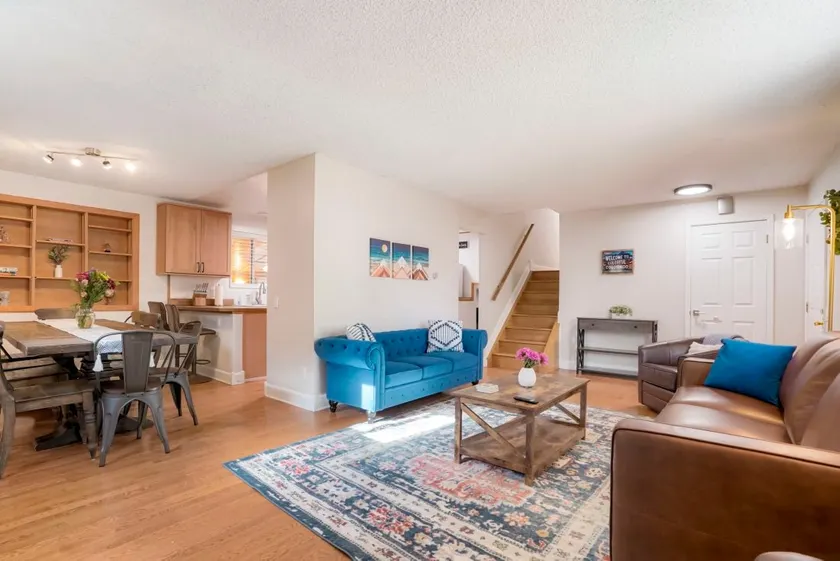 Spacious 5bdrm/hot tub/GAME RM/20min to Den&Bouldr - Image 1