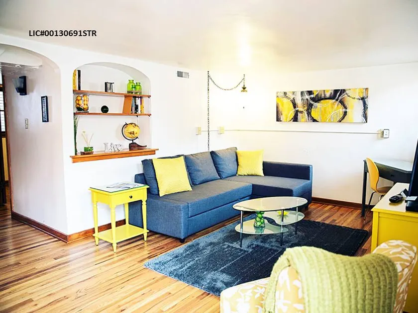 The Fort Apartment: Mid-Century Mod In Old Town - Image 1