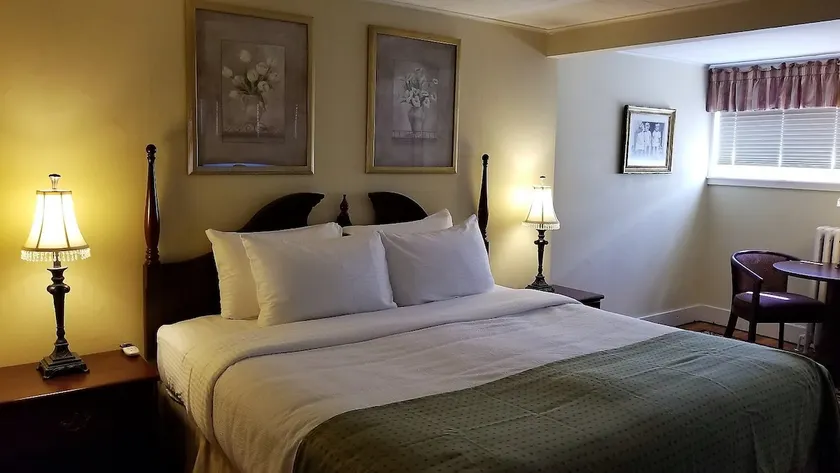 Top Notch Inn | Pinkham House - Image 1