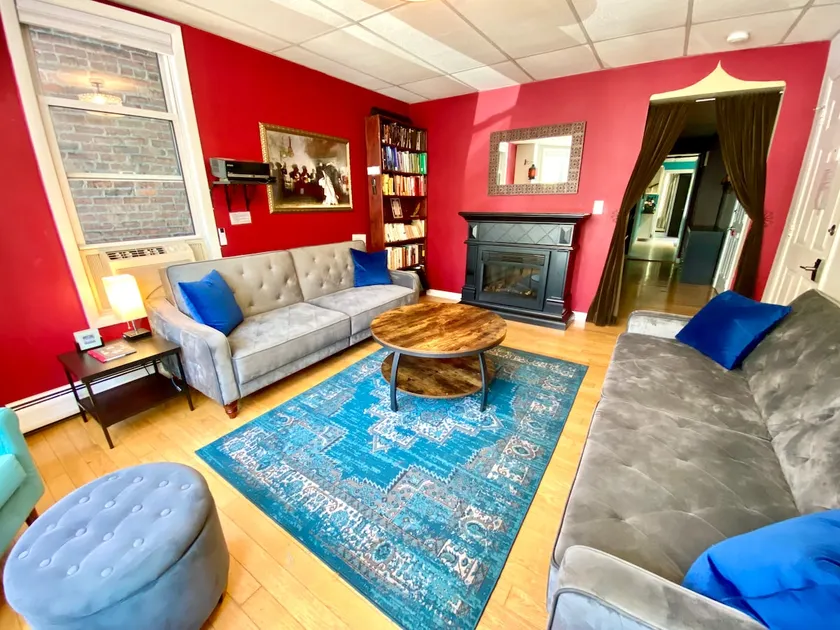 Family Home + Near Downtown + Cool Backyard! - Image 1
