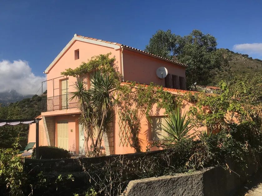 Beautiful Corsican house on the mountain and near the sea - Image 1