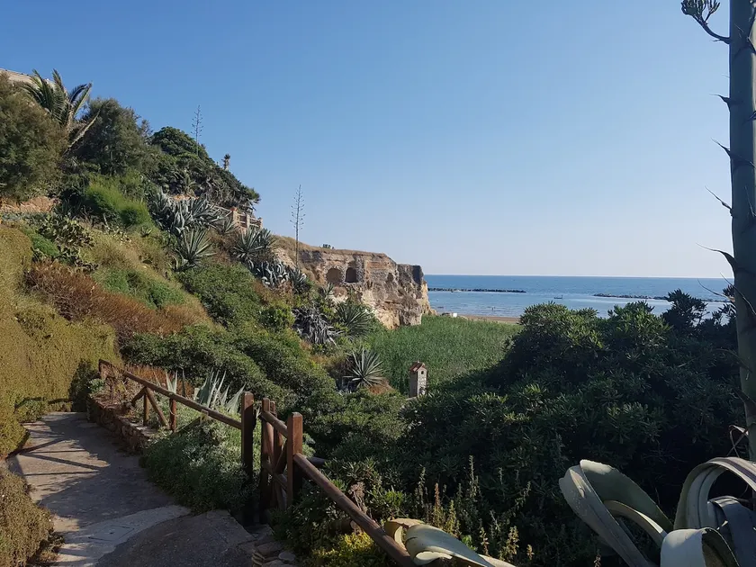 Domus Neroniana - Private entrance to the beach. - Image 1
