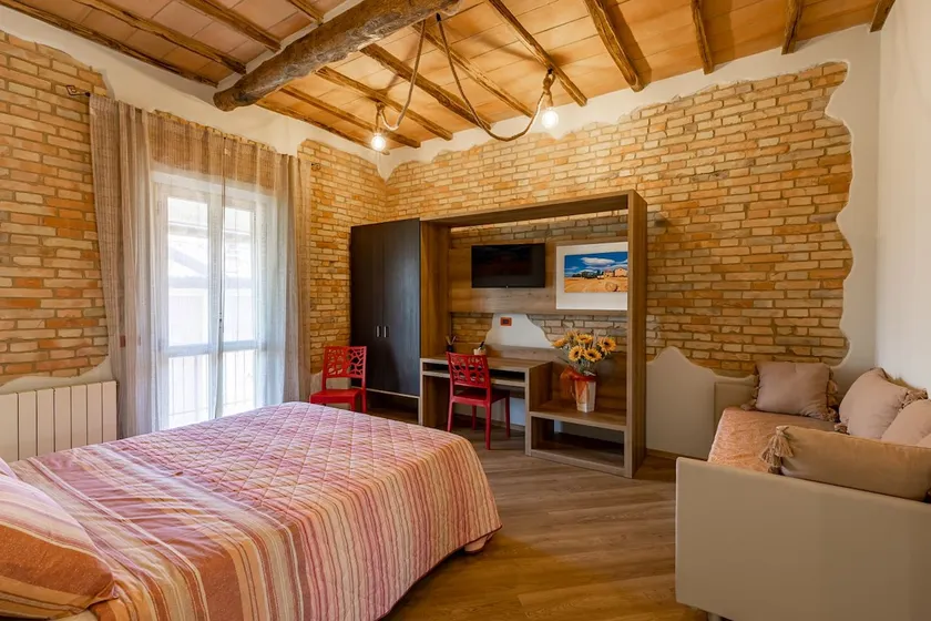 [9 minutes from Montalcino] Elegant Casa Mafalda - Image 1