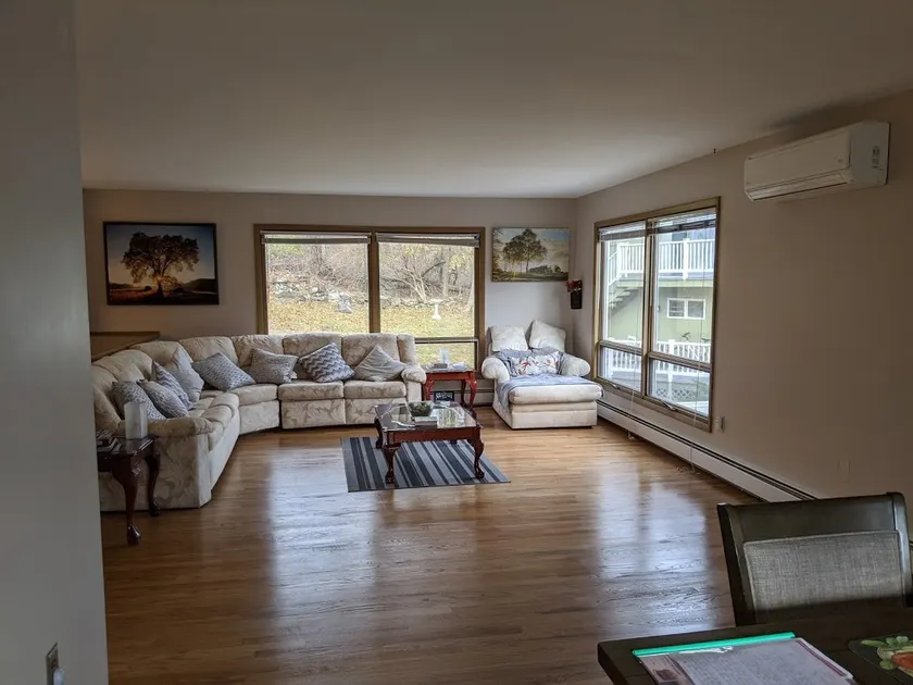 Top of the forest retreat - Image 1