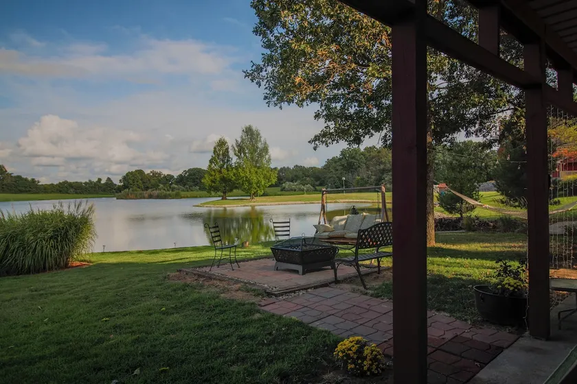 Couples Paradise (Lake *fishing* HOT TUB) - Image 1