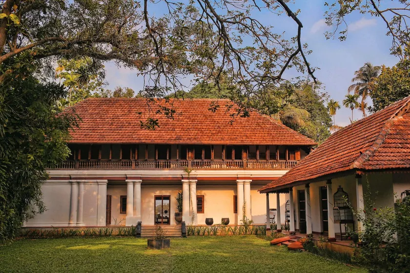 Royal Palace Stay by the Backwaters, Kochi - Image 1
