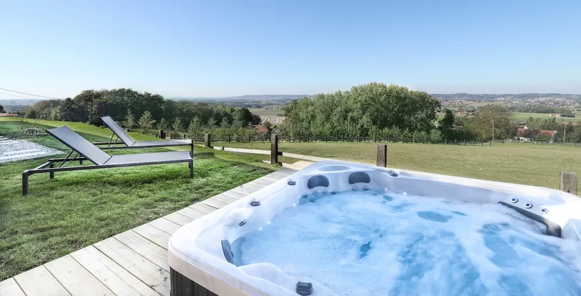 Villa Les Hauts, Villa di lusso con vista panoramica e jacuzzi - Image 1