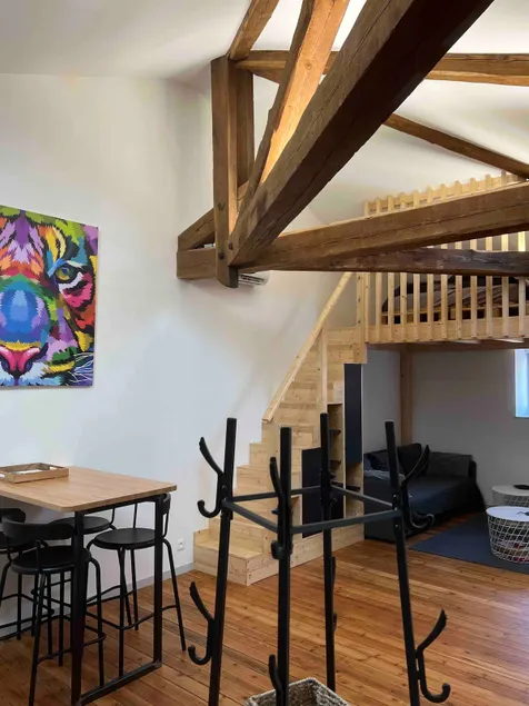Lovely loft in downtown La Clayette - Image 1