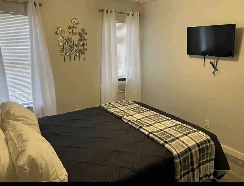 Apt #4/10 from Refineries - Image 1