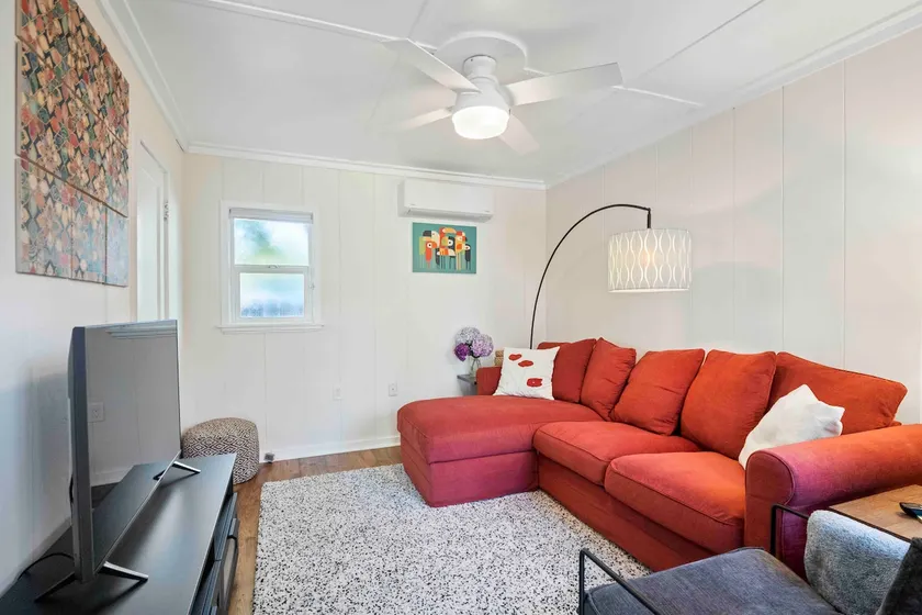 Superbowl HQ: Walkable Sunnyvale Cottage - Image 1