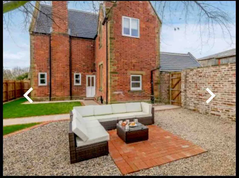 Upsall Grange Farm cottage - Image 1