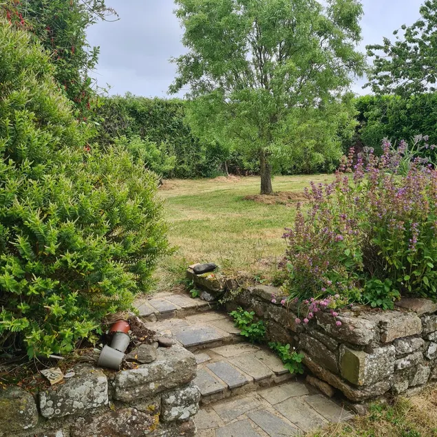 Large Norman farmhouse - Image 1