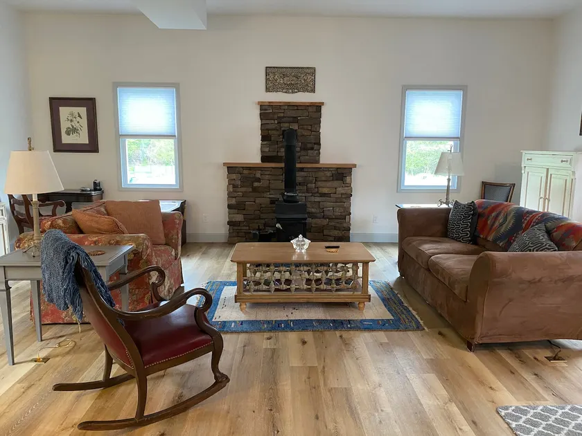 Bluebird Bungalow - Image 1
