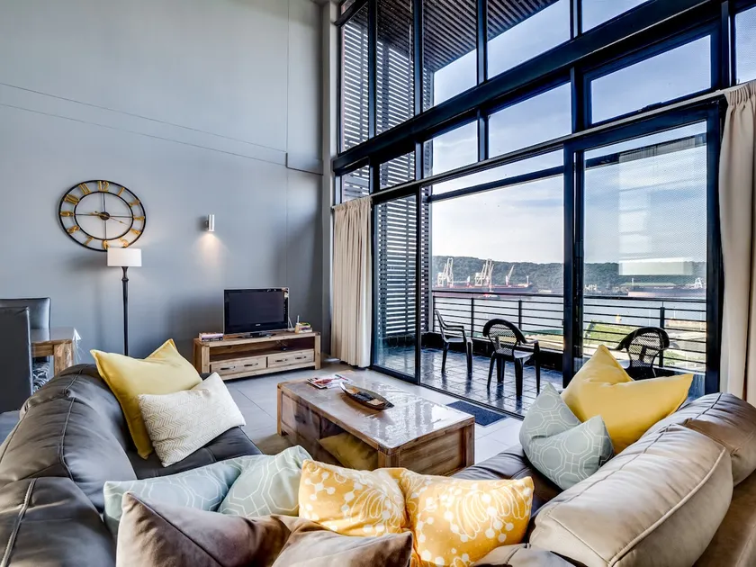 4 sleeper Leisure Loft @ Point Bay - Image 1