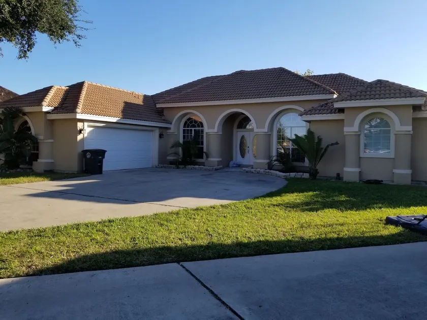 Big & Spacious 4BR House McAllen Texas, with Pool - Image 1