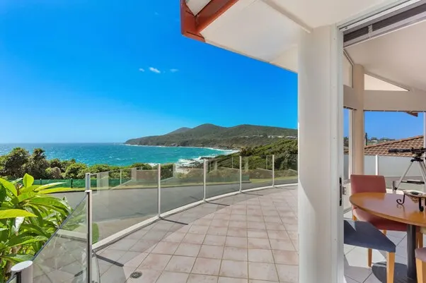 Forster- Beachfront Views & Pool -Jewel of the Sea - Image 1