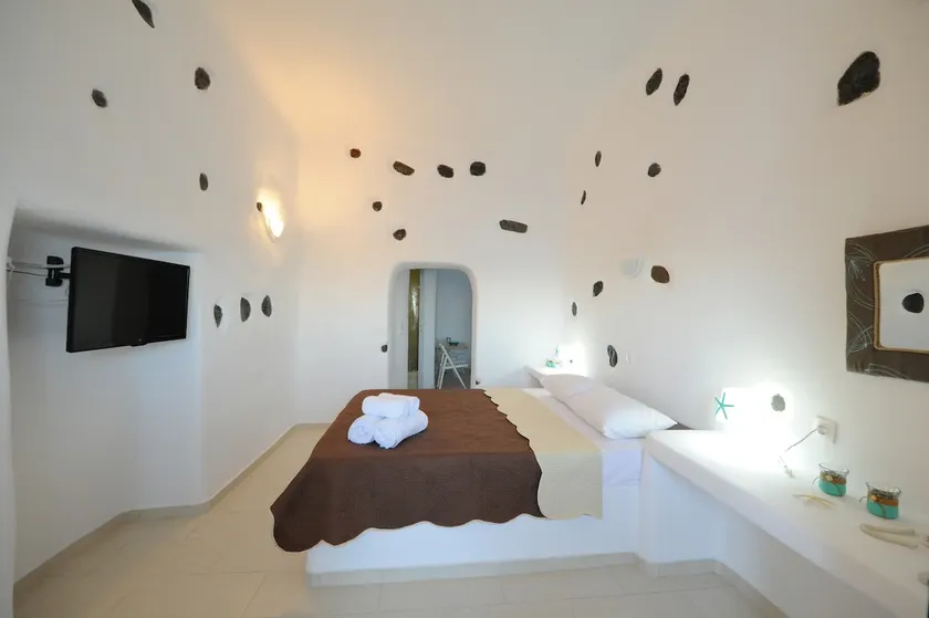 Superior Double Room | Sea & Sunrise View [28 m²] - Image 1