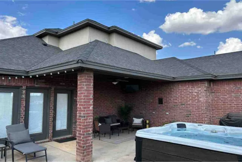 Moonlight Villa - Image 1