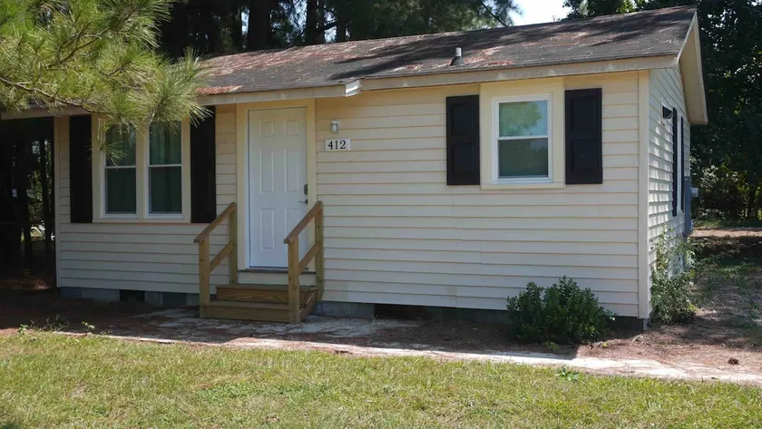Midpoint Carolina Cottage - Image 1