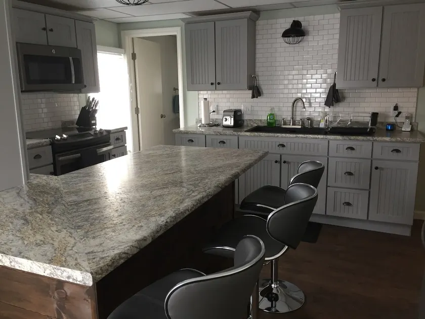In Town Loft/Apartment - Image 1
