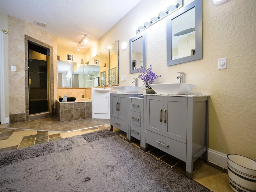 Tranquil Retreat:3BR/3BA Orange Park, 22min to JAX - Image 1