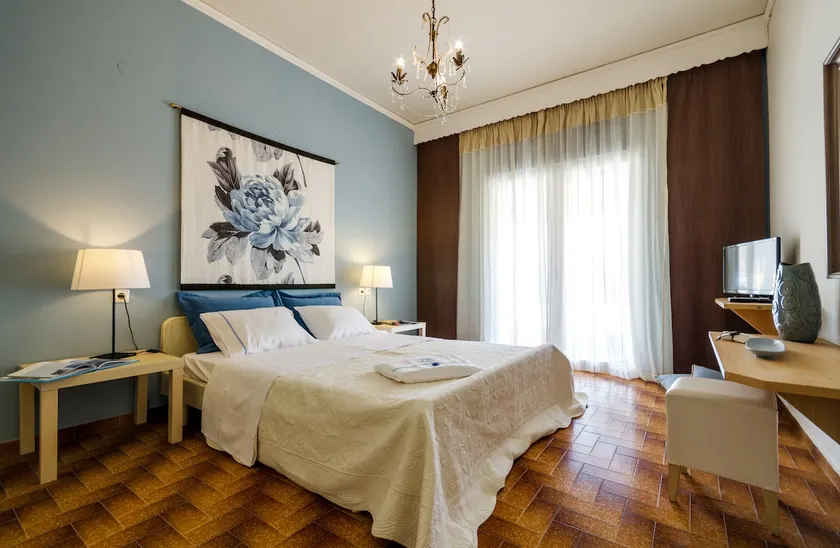 Nautilus Boutique Apartment - Image 1