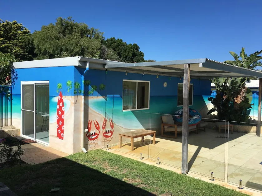 Oasis by the Pool, quiet walk to Scarb/Trigg beach - Image 1