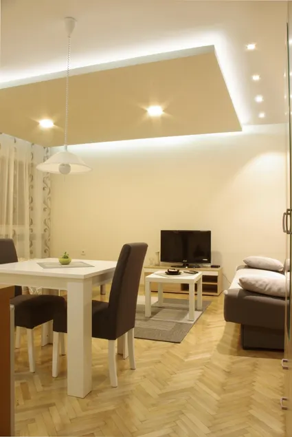 Square Studio Apartment - Nis Center Accommodation - Image 1
