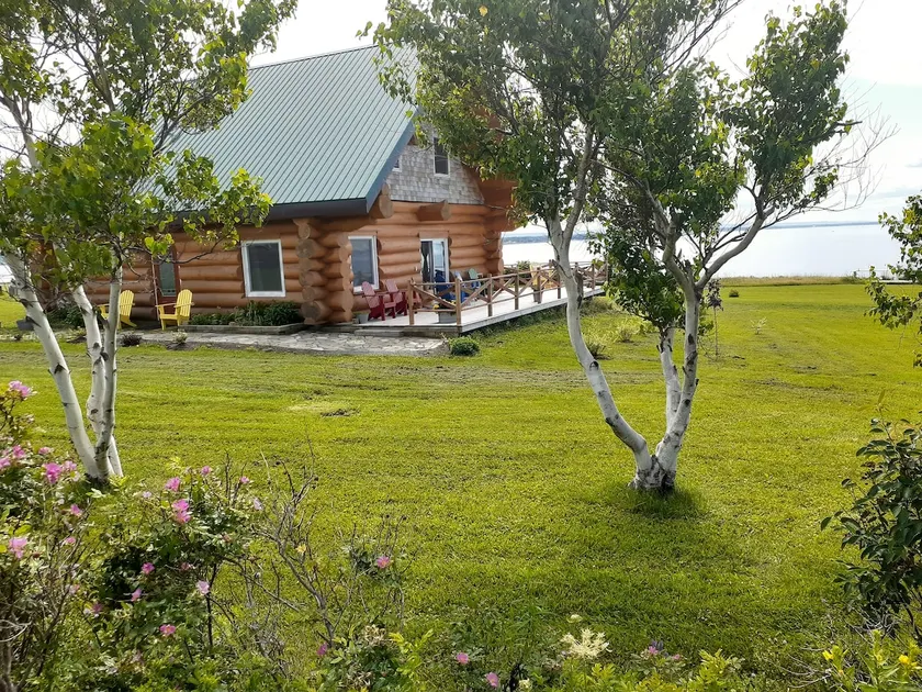 The Cameron Log Home - Image 1